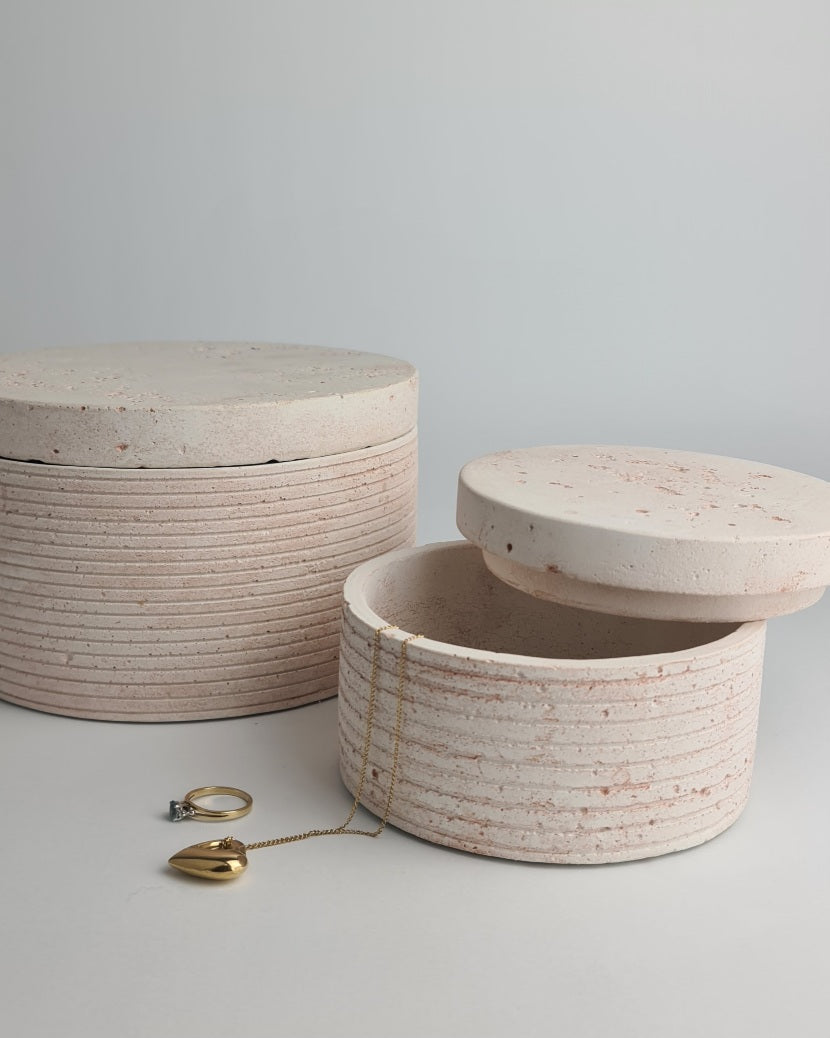 Claystone Keepsake Round Box