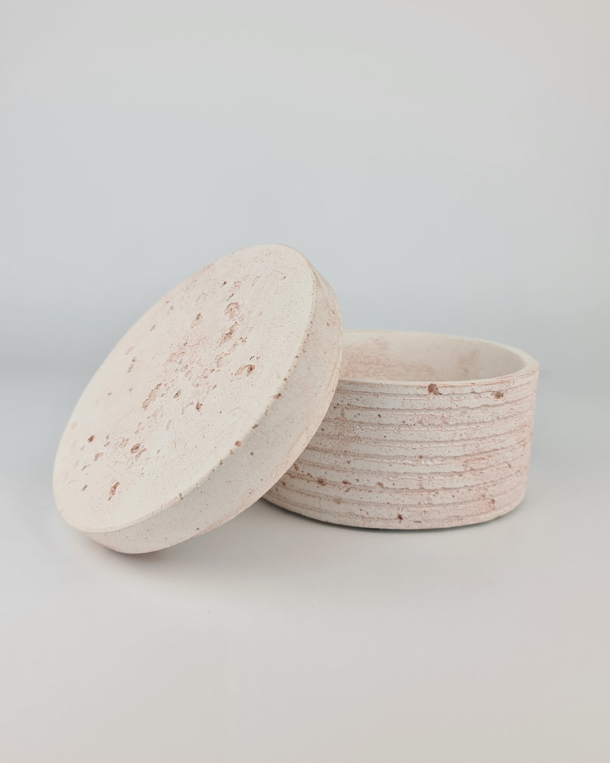 Claystone Keepsake Round Box