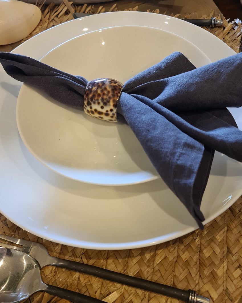 Cowrie Shell Napkin Ring – Coastal Elegance at the Table