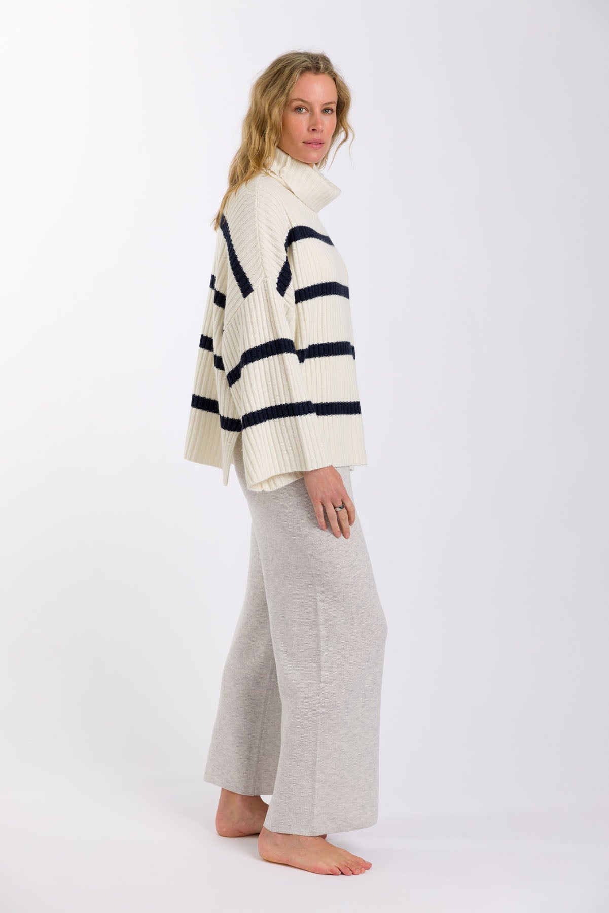 Divine Stripe Rib Pullover – Vanilla & Starling Stripe
