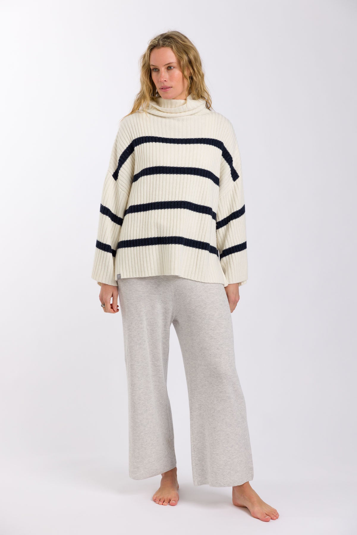 Divine Stripe Rib Pullover – Vanilla & Starling Stripe