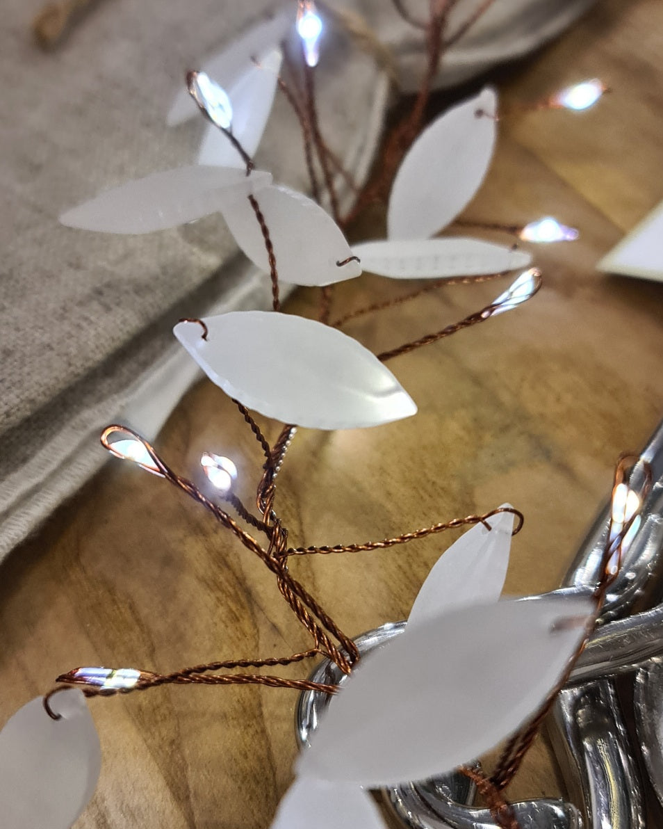 Leaf Cluster LED Garland – 2m