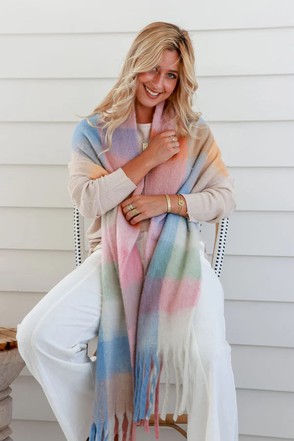 Lila – Candy Swirl Scarf