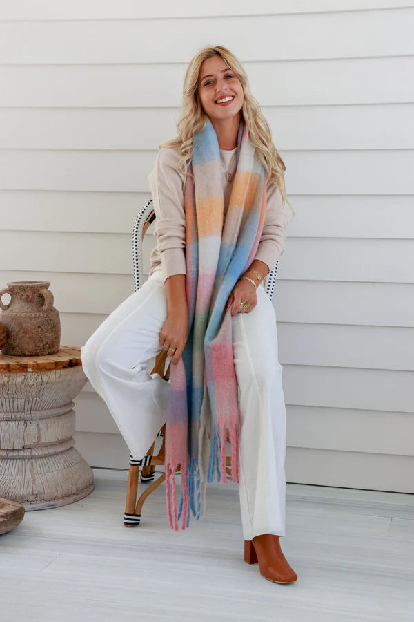 Lila – Candy Swirl Scarf