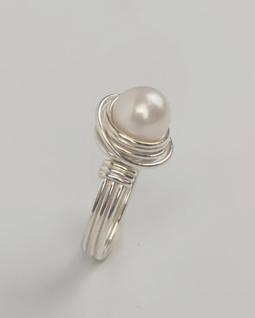 The Pearl Nest Ring – Freshwater Pearl | Sterling Silver