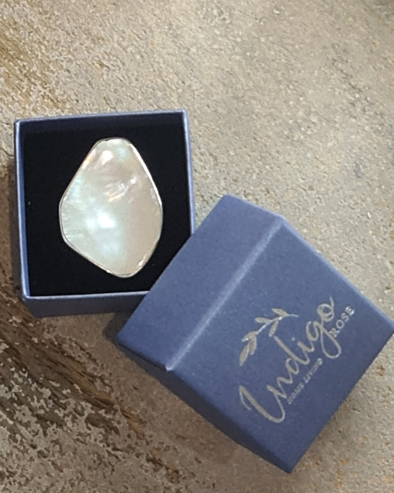 Sea Whisper – Mother of Pearl Adjustable Ring