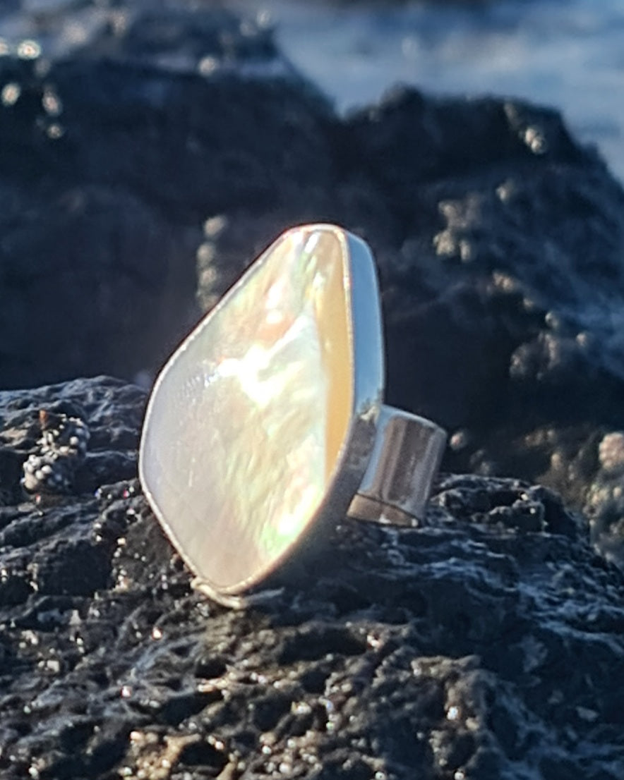 Sea Whisper – Mother of Pearl Adjustable Ring