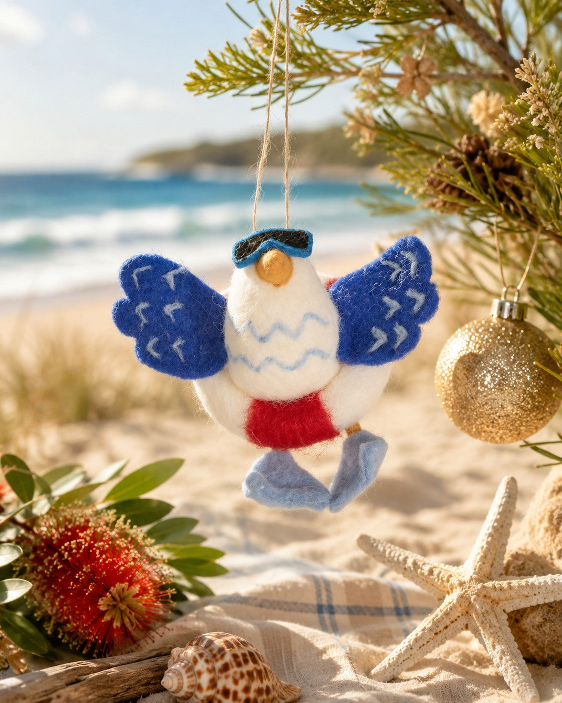 Percy’s Holiday – Seabird Hanging Christmas Ornament