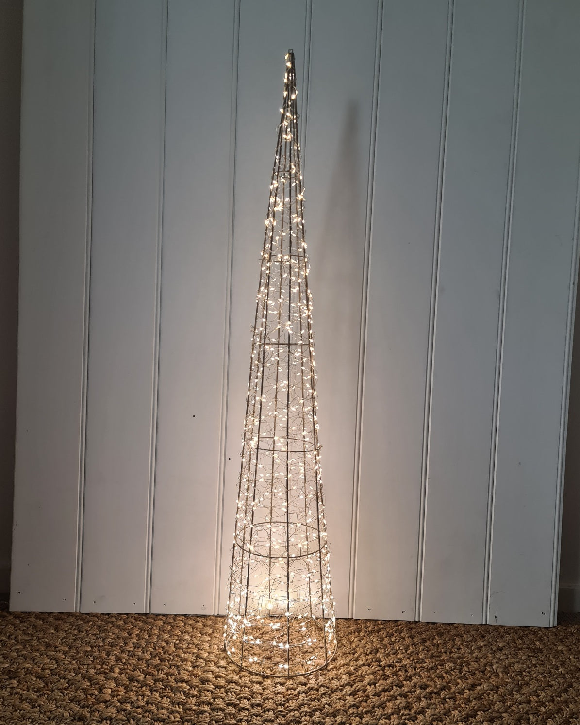 Starlight Cone Tree – LED Light Decoration 100cm