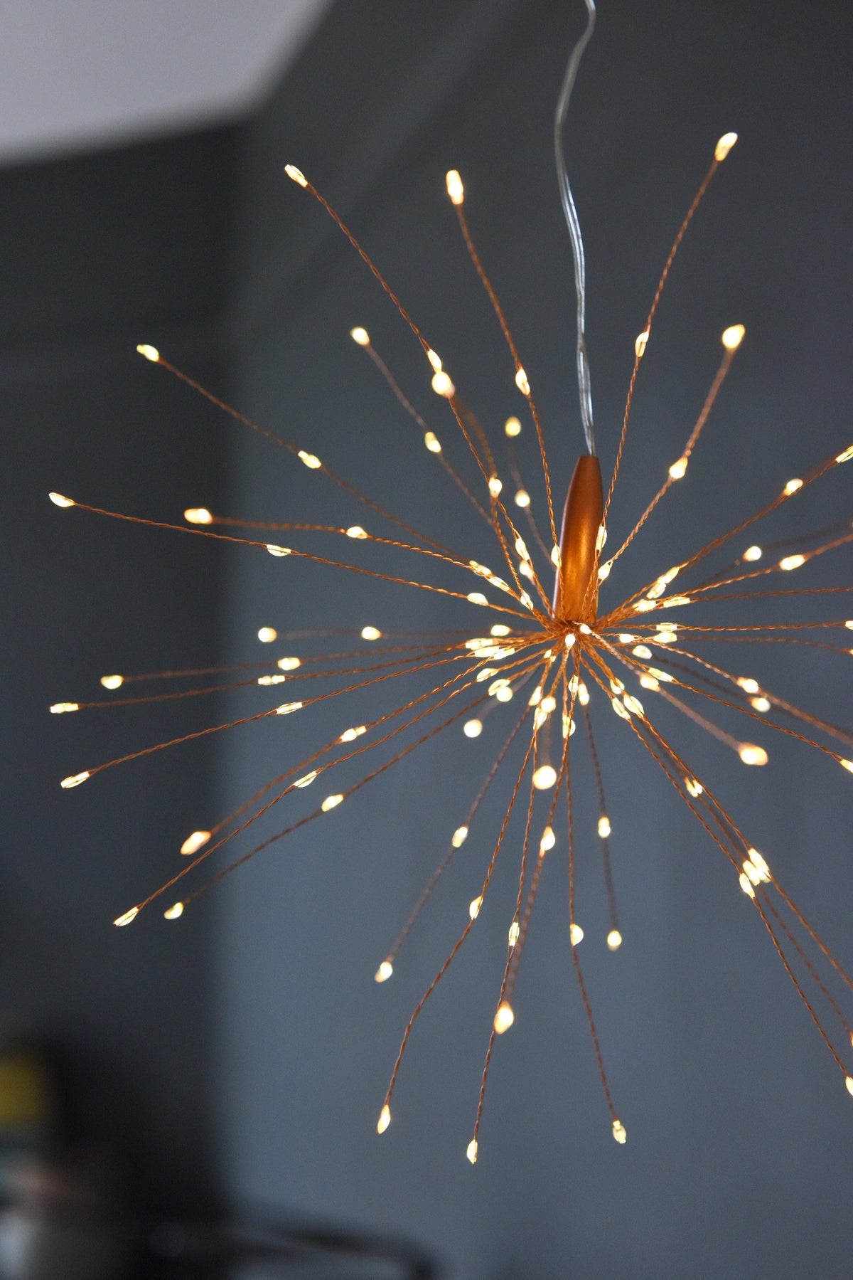 Hanging Starburst Light – Copper 30cm