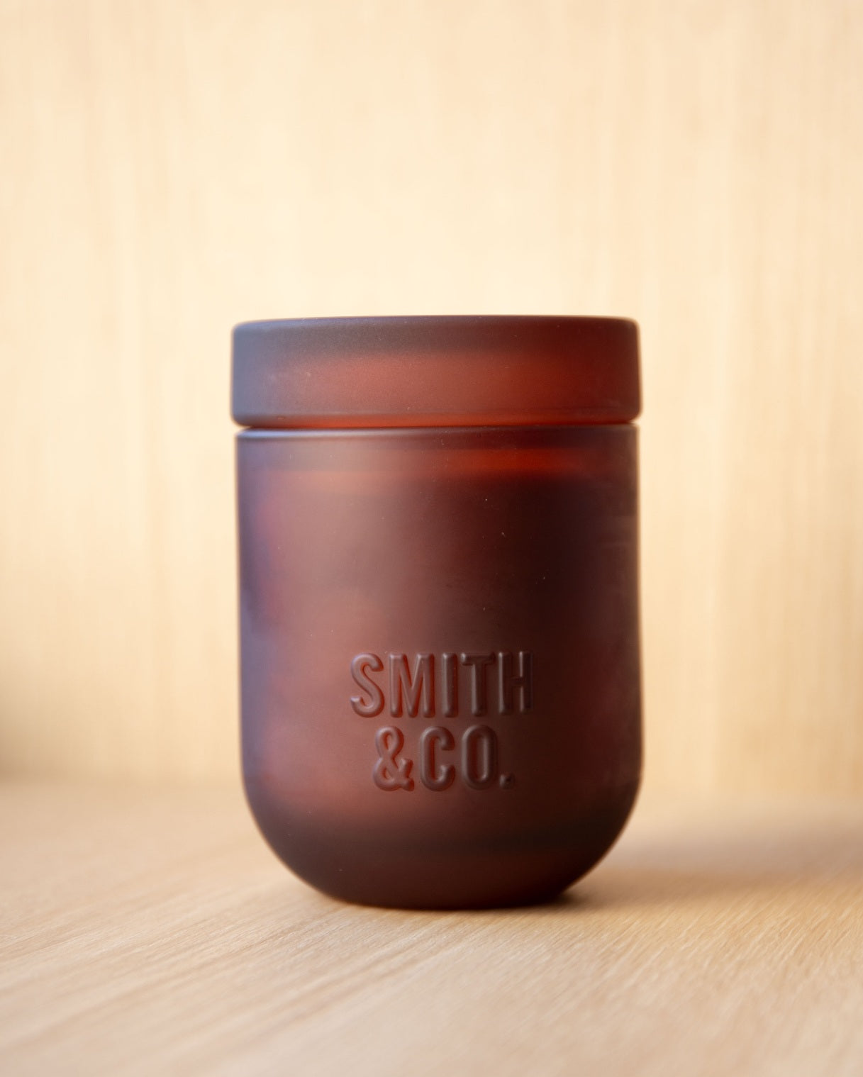 Smith & Co – Black Oud & Saffron Soy Candle