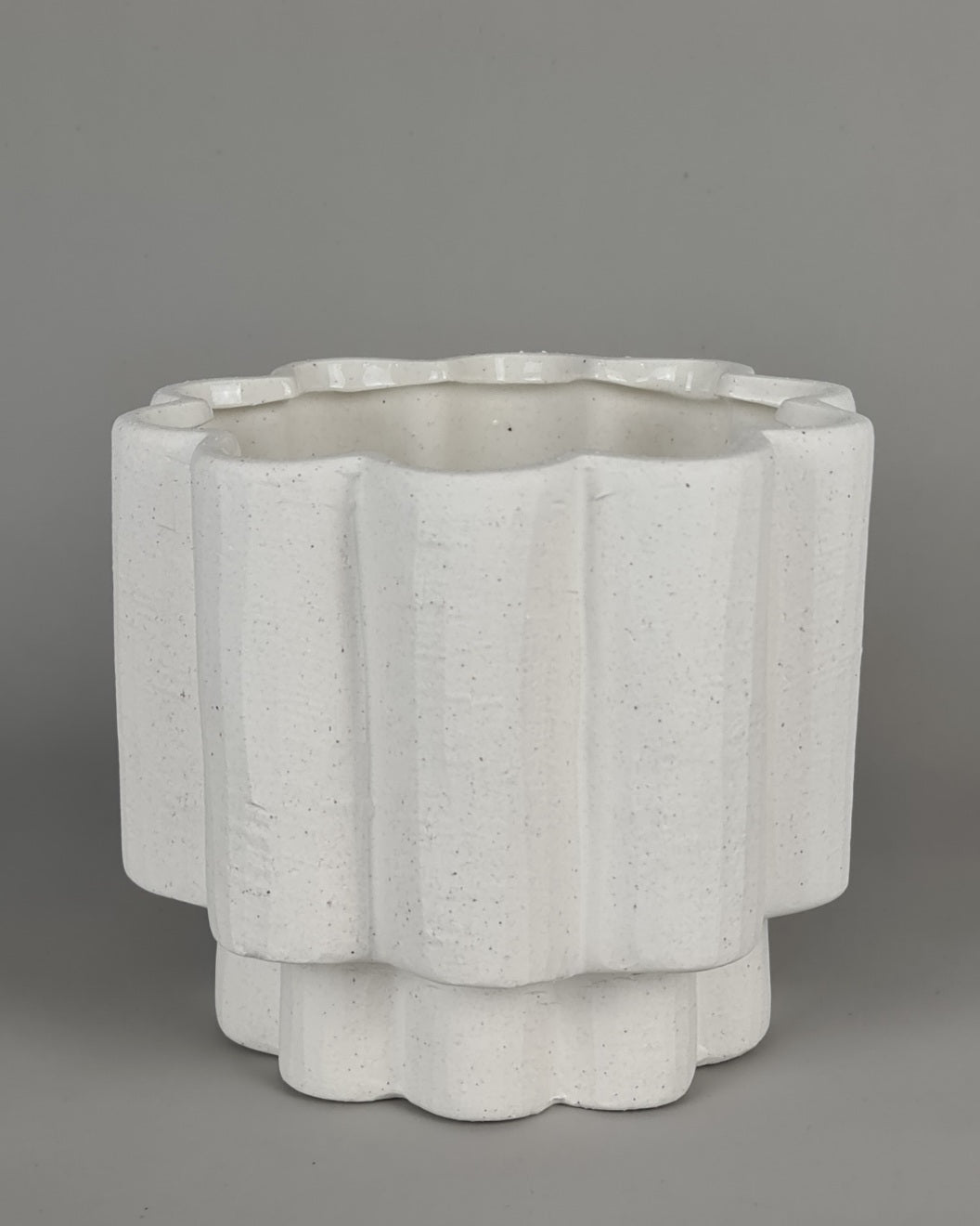 Daisy Swirl Planter
