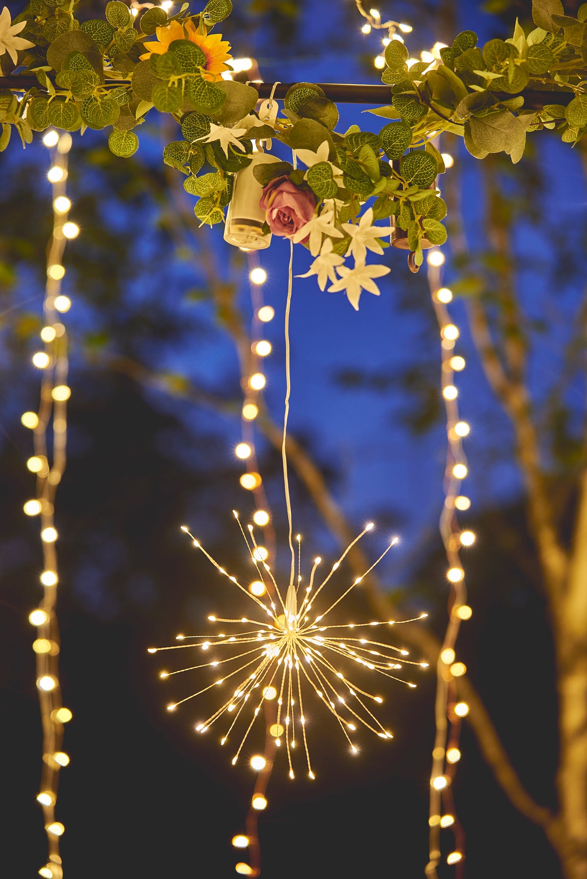 Hanging Starburst Light – Copper 30cm
