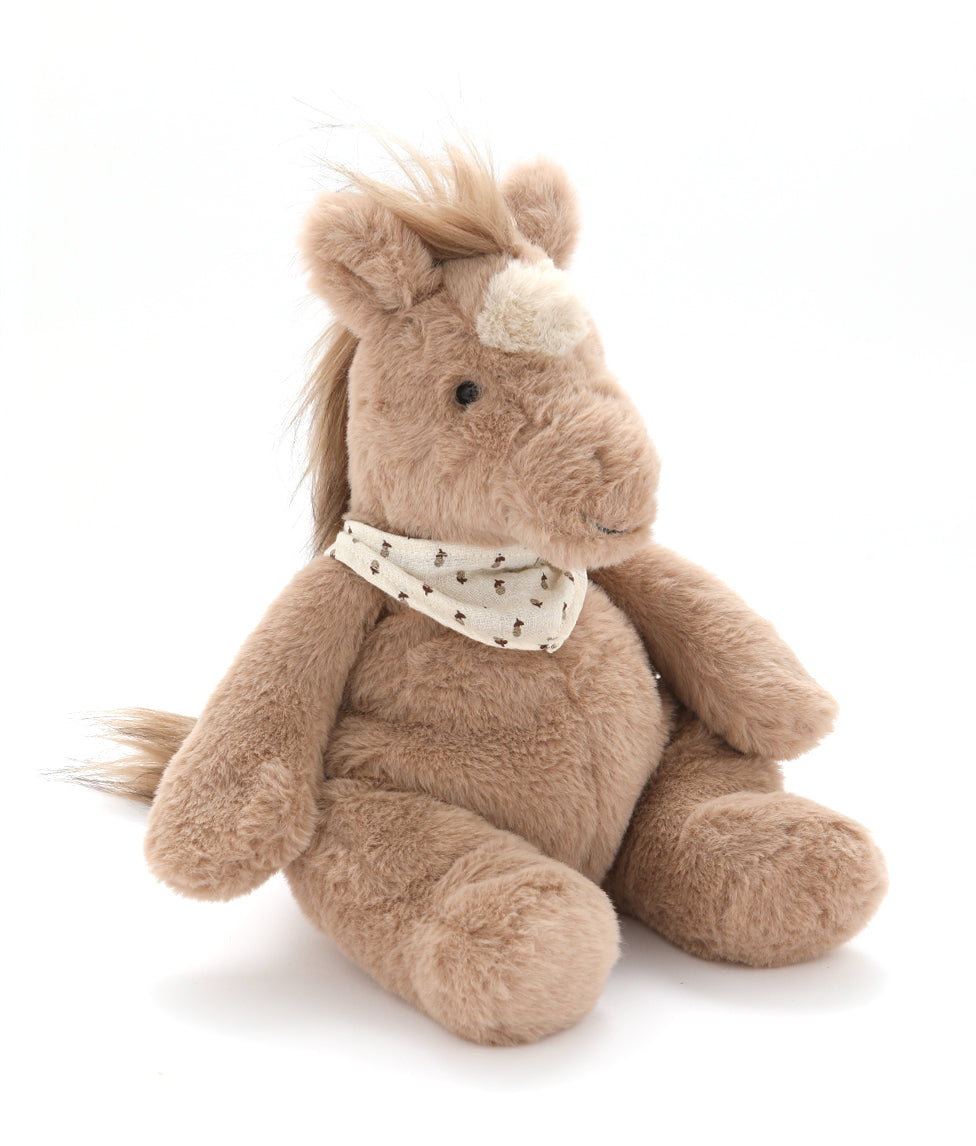 Harvey the Horse – A Gentle Farmyard Friend