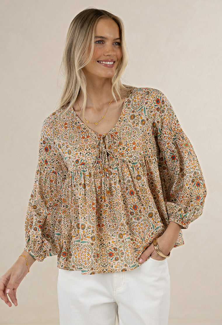 Lara Blouse – Almond