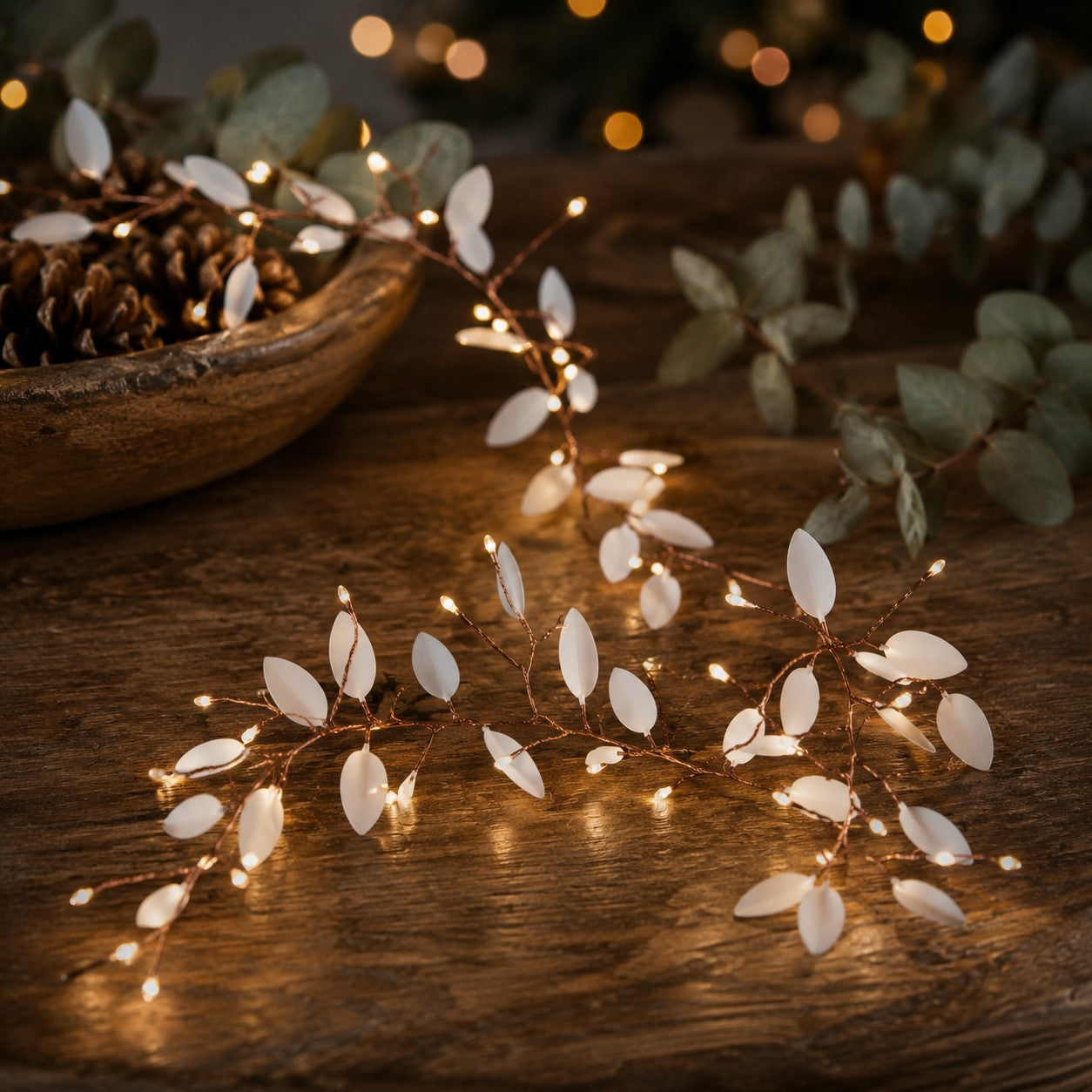 Leaf Cluster LED Garland – 2m