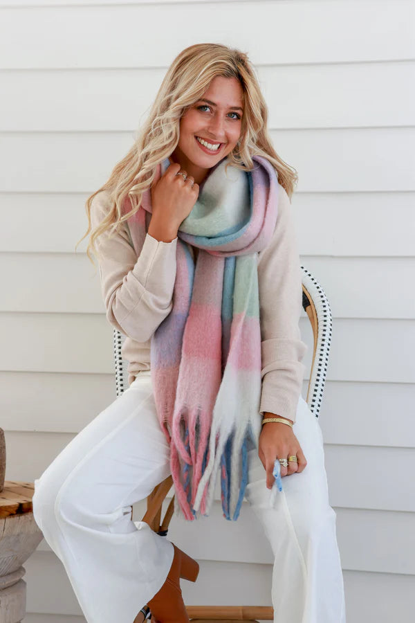 Lila – Candy Swirl Scarf