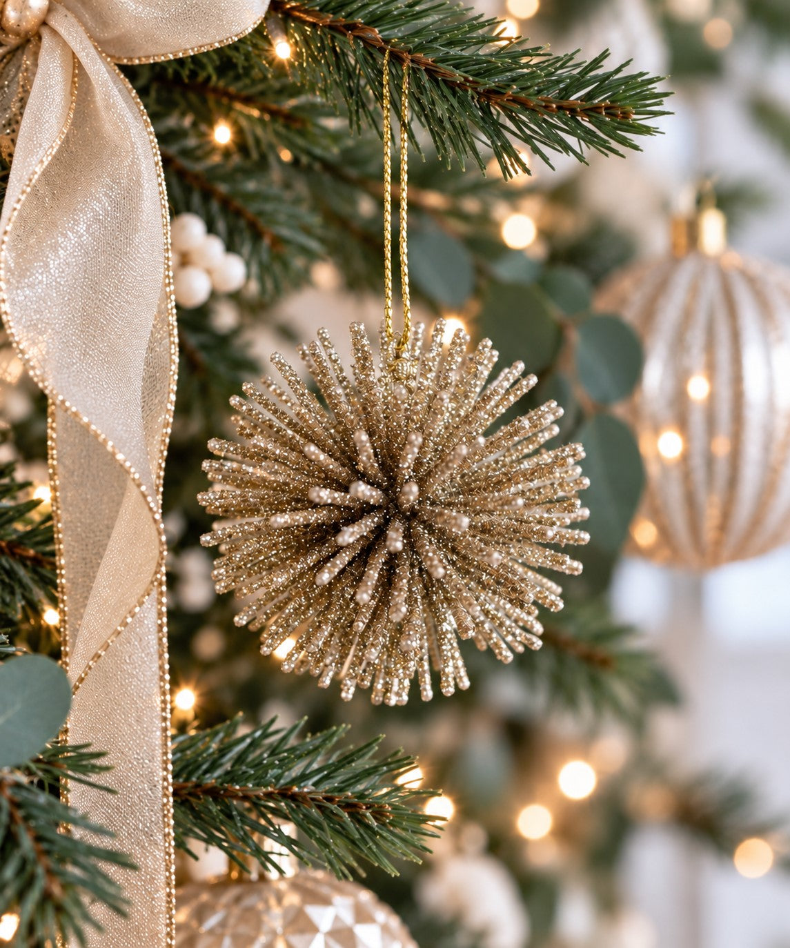 Mini Champagne Puff Ornament 5cm