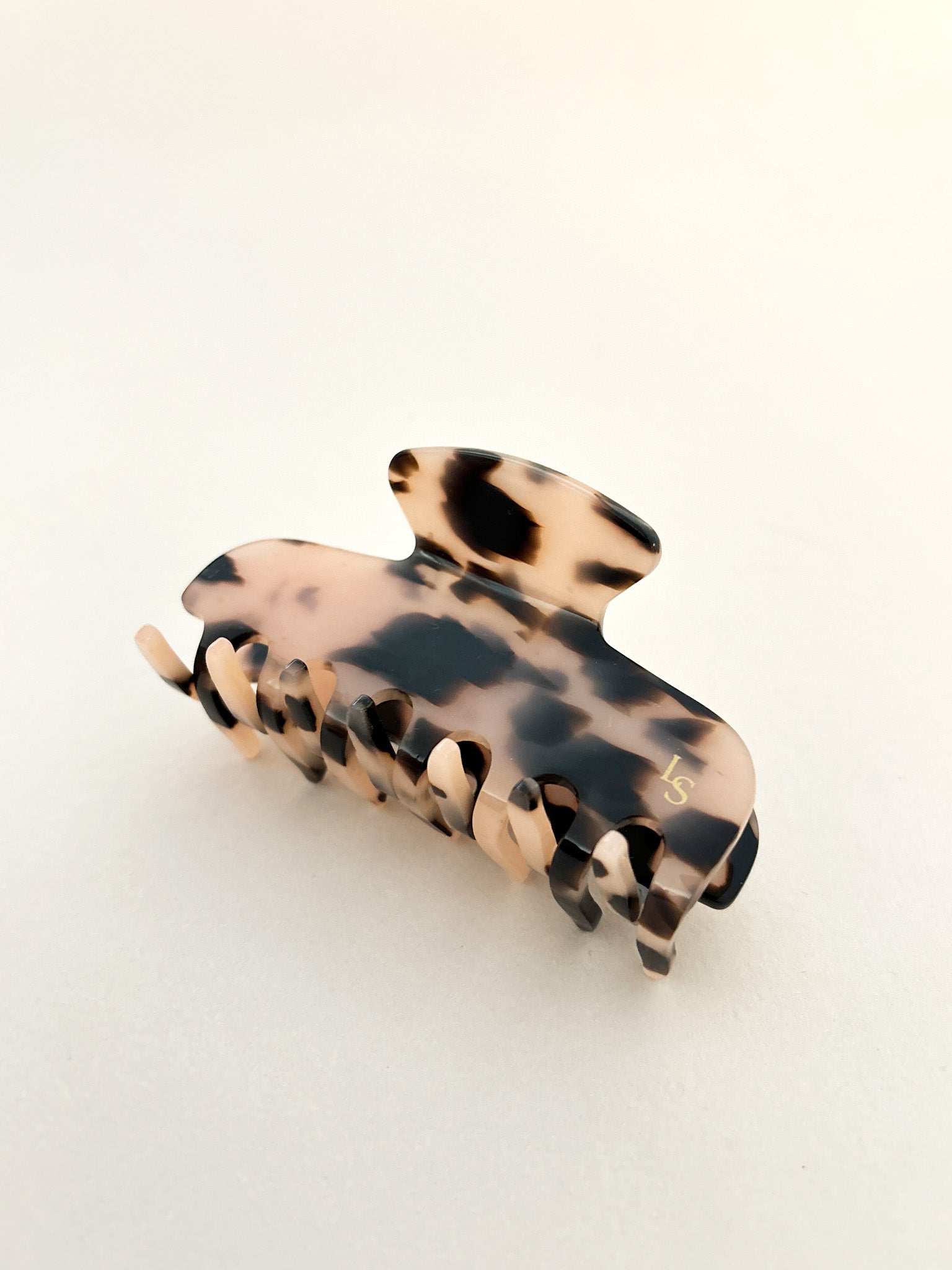 Petit Hair Claw Clip - Tortoise