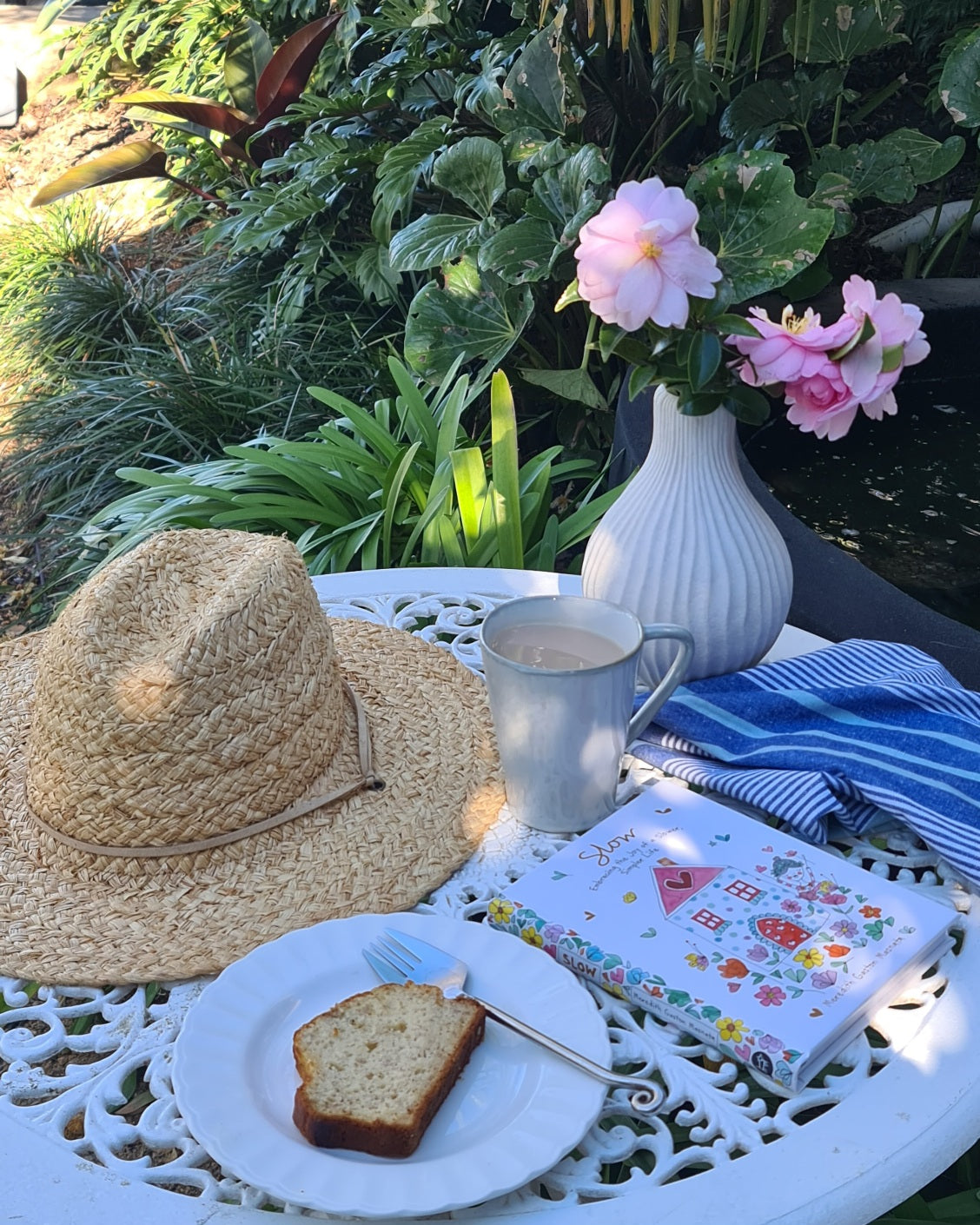 Slow – Embracing the Joy of a Slower, Simpler Life
