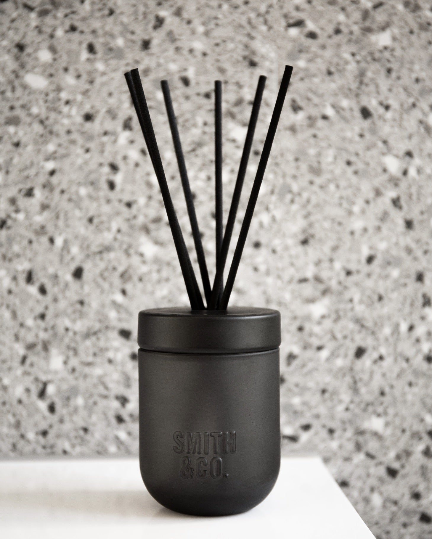 Smith & Co – Tabac & Cedarwood Diffuser