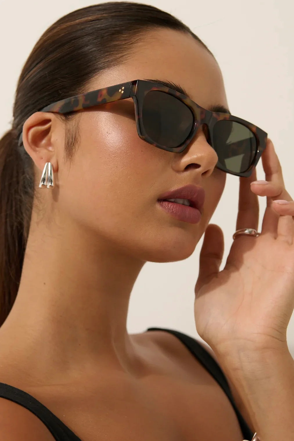 Tess Basic Square Sunglasses