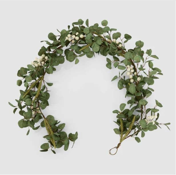 Eucalyptus & White Berry Christmas Garland